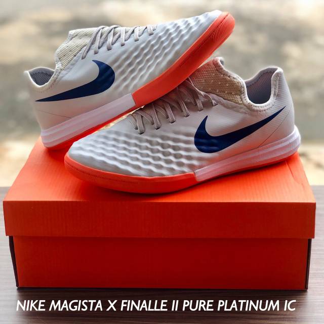 Nike Magista X Finalle II Pure Platinum
