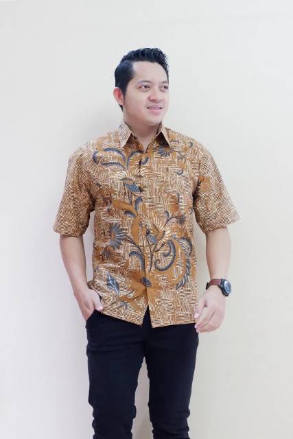 Hem batik lengan pendek lapis furing ori batik solo sragenan