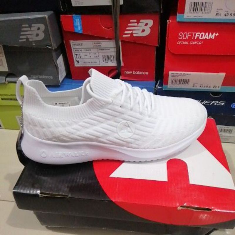 airwalk marcelo white. sepatu sneakers airwalk marcelo putih original