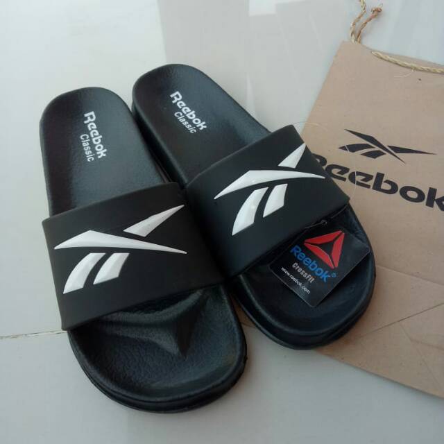 Sandal slide reebok pria