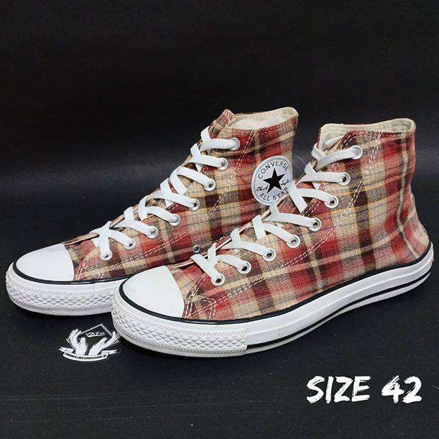 converse plaid brown