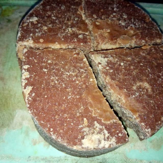 

Gula merah Alami ~ 100 % ASLI tanpa Campuran Gula manis Khas Pedesaan