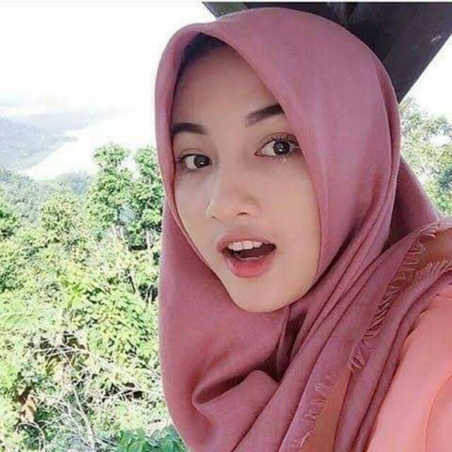 mbak_hana
