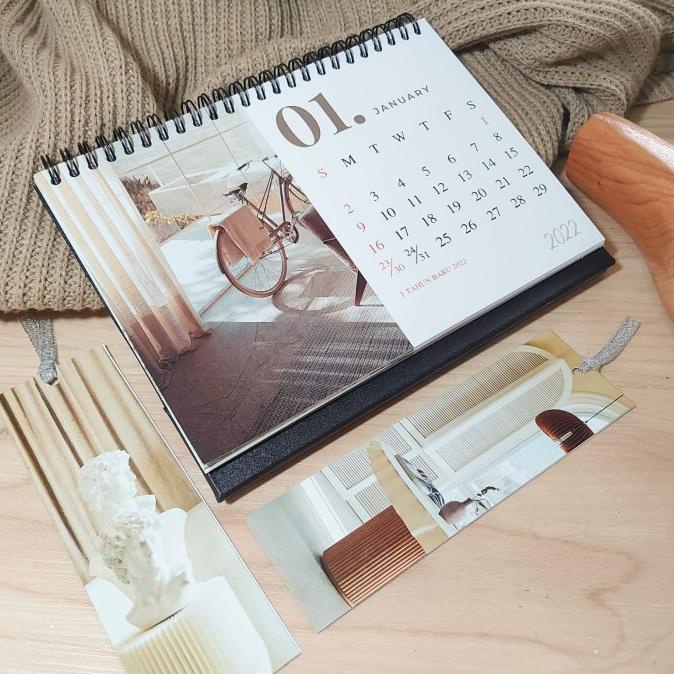 

BAYAR COD Kalender Meja 2022 Modern Aesthetic Premium Horizontal / Desk Calendar PROMO Kode 284
