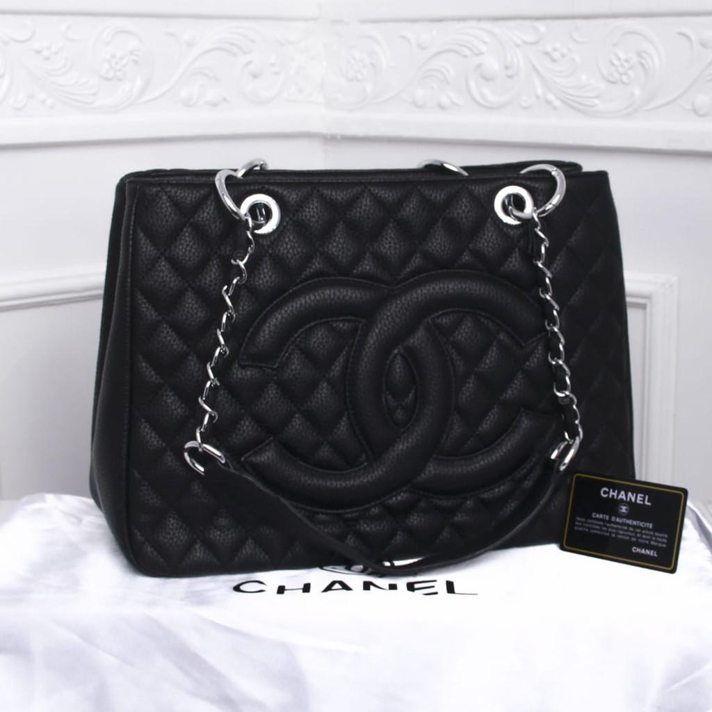 Chanel gst shw 60274 caviar leather