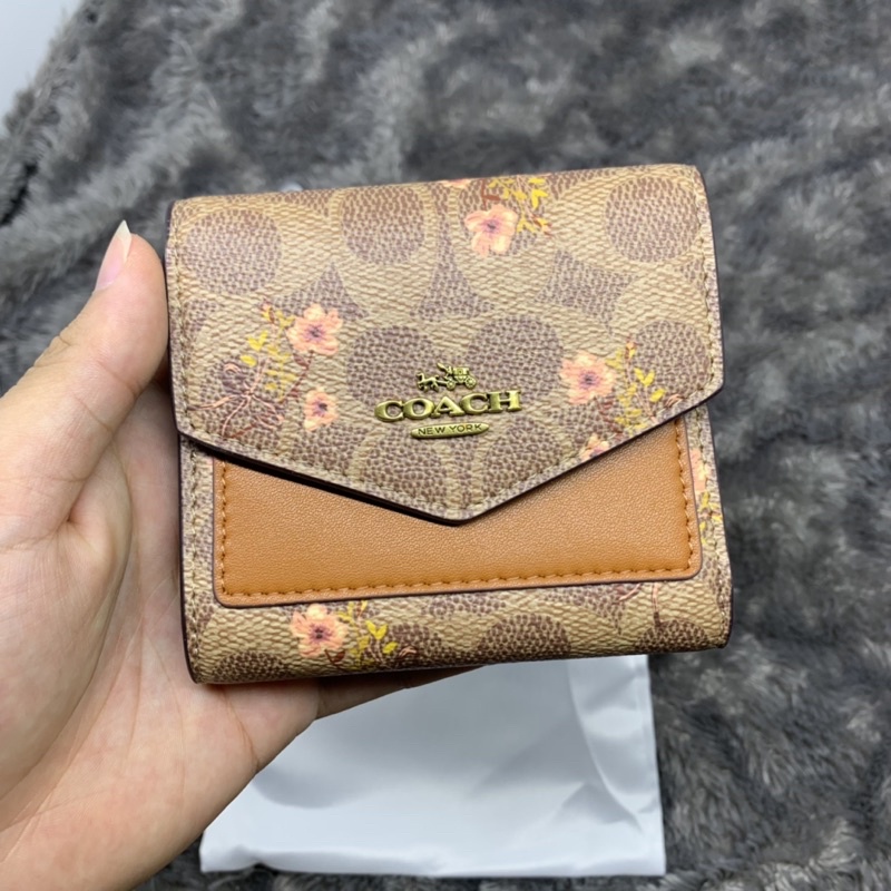 [READY STOCK] COACH  WOMAN WALLET WITH MOTIF ORIGINAL 20 MOTIF