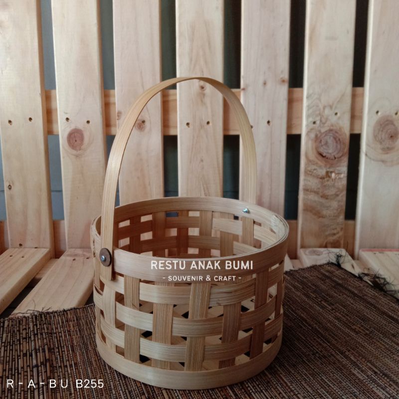 

Promo (B255) Hampers Bulat 25cm|Hampers|Hantaran|Serahan|Hadiah|Gift|Basket|Pot|Wadah|Keranjang Bambu |Anyaman Bambu | Wadah Buah | Tempat Kue | Keranjang Kue Kering | Roti Basah | Buah | Parcel