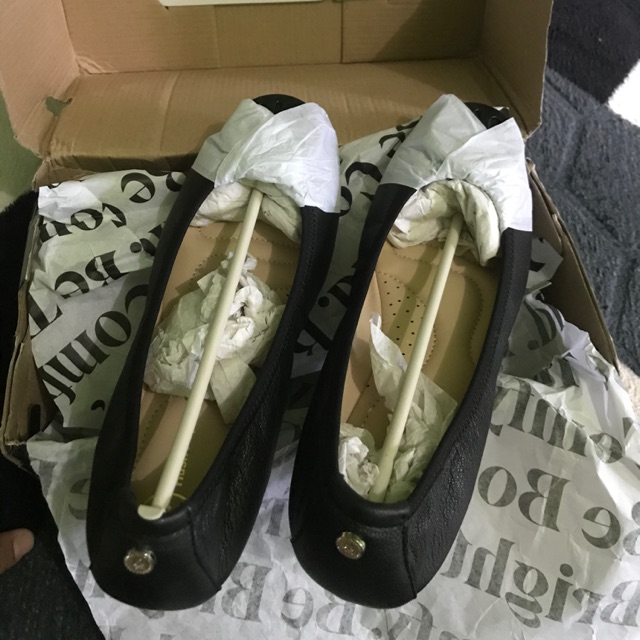 ❣️SOLD❣️Hush Puppies Samantha in black