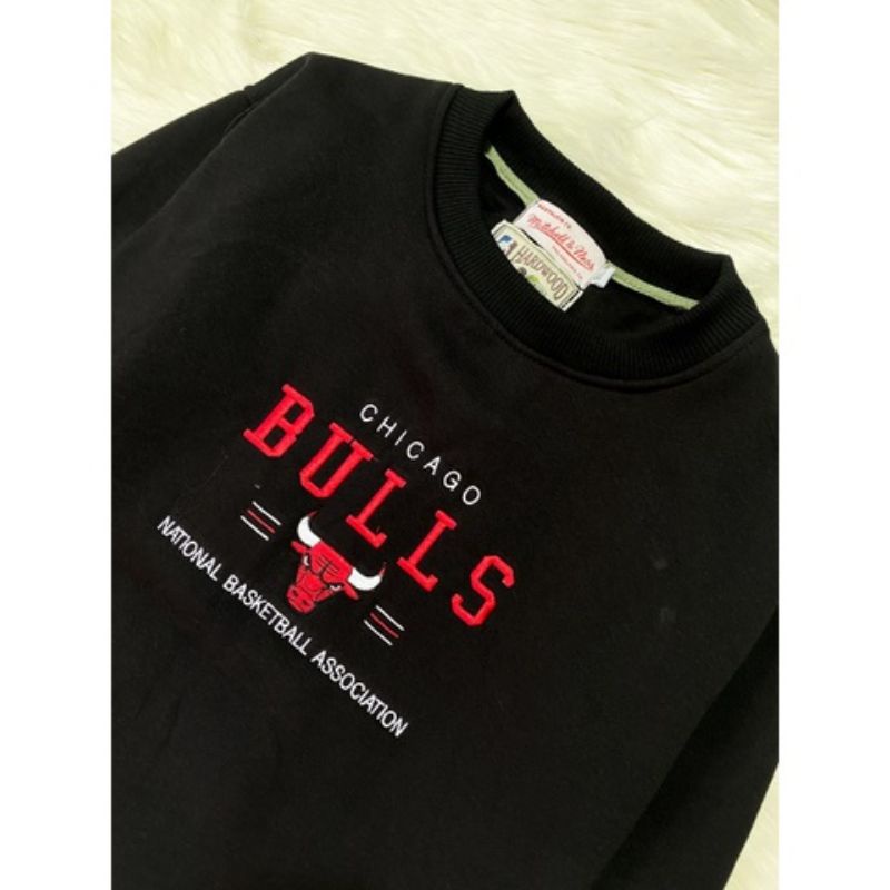 CREWNECK Bulls