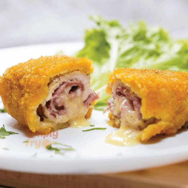 

Homemade Chicken Cordon Bleu by Simply Fry 500 gram / Frozen Food