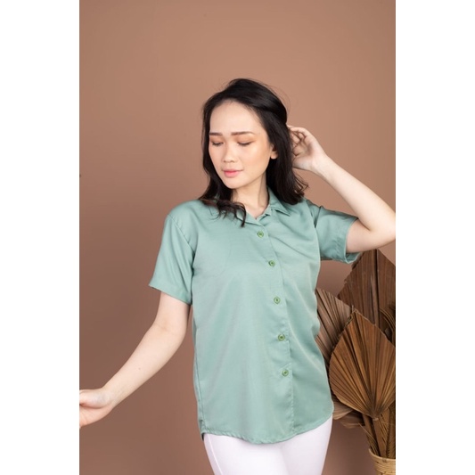 DOMINIC TOP - ATASAN KEMEJA CASUAL WANITA POLOS BUTTON LENGAN PENDEK (BSML1)