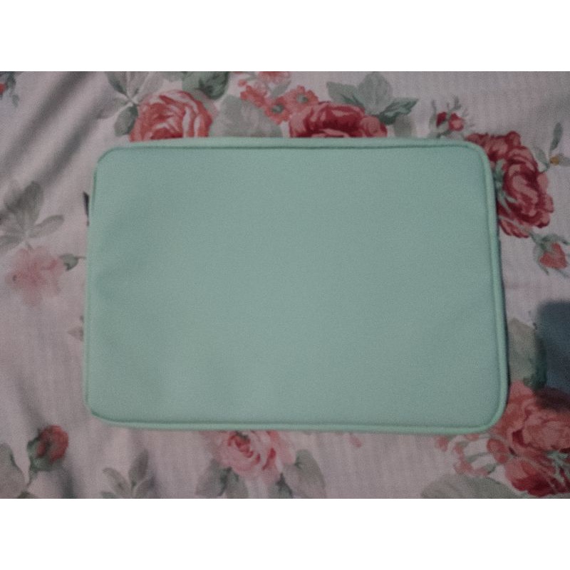 SLEEVE LAPTOP/TAS LAPTOP PRELOVED