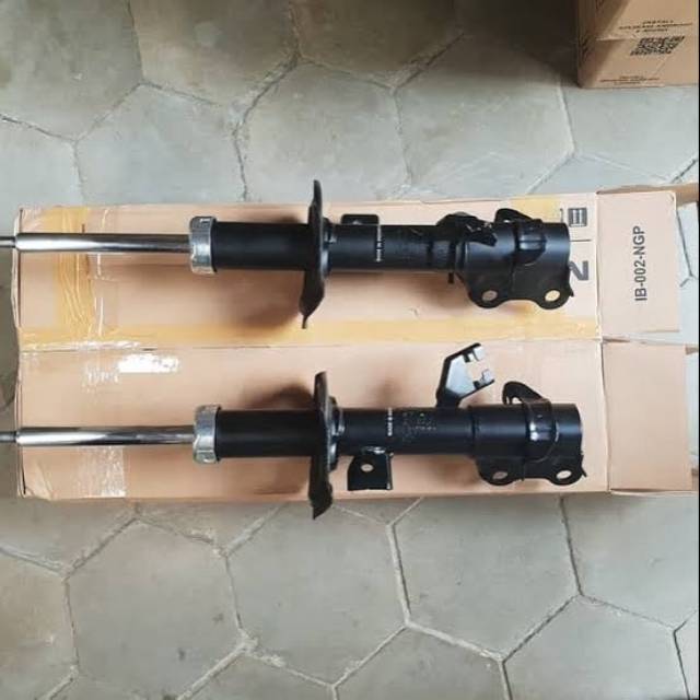 Shockbreaker depan grand livina