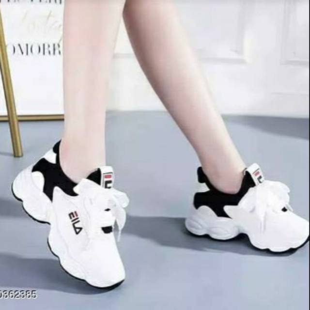 SEPATU KETS WANITA ALA KOREA