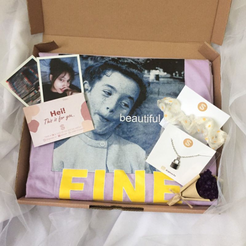 

Hampers Kado Cewek Baju Kaos Oversize Jumbo Lilac Ungu Tumblr Tee Gift Box Kado Ultah Custom Hadiah