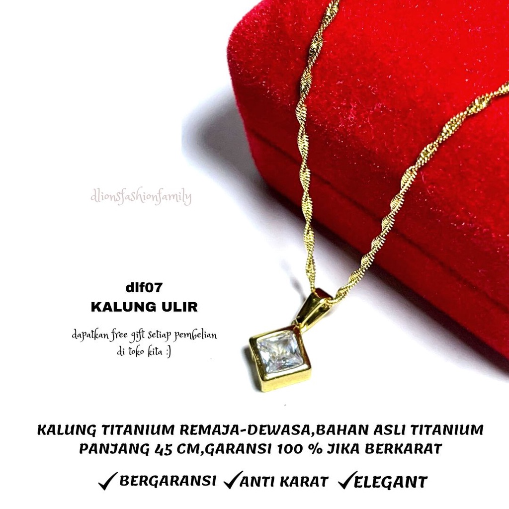 KALUNG TITANIUM WANITA TERLARIS,KALUNG TITANIUM EMAS,KALUNG DAN LIONTIN WANITA,REMAJA SAMPAI DEWASA,MODEL BANDUL PERSEGI