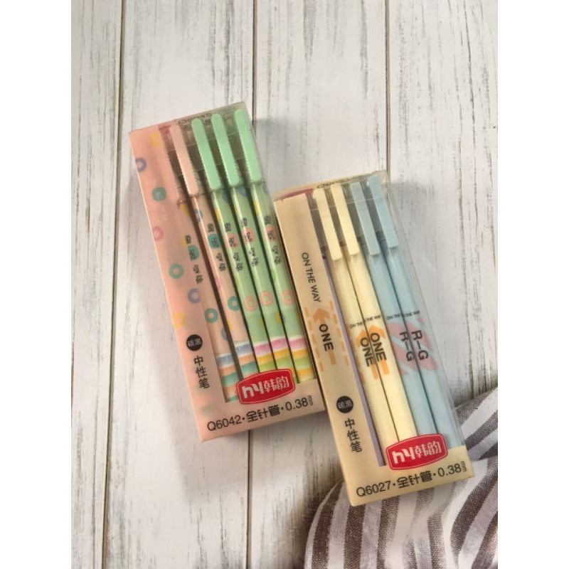 

Pulpen New Series /(DAPAT 6PC)/ Bulpen Motif/Random Mix 6pc