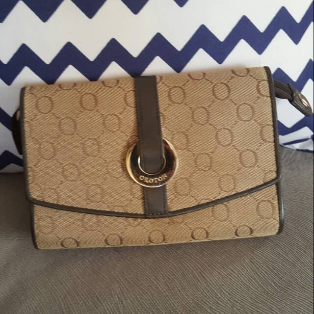 Oroton Clutch. Second original