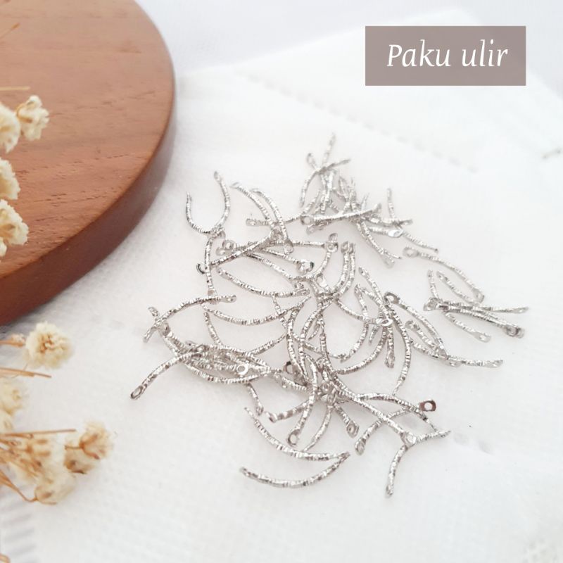 Paku Ulir