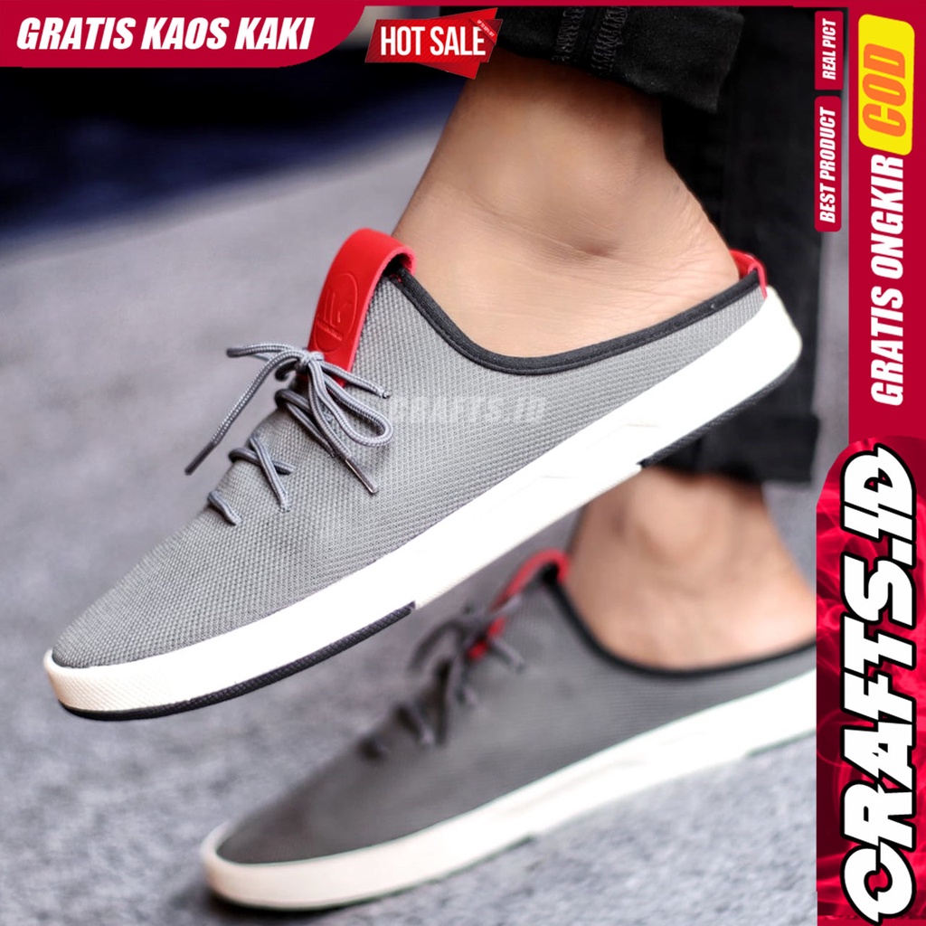 CRAFTS SUARES Sandal Sepatu Bustong Slop Hitam