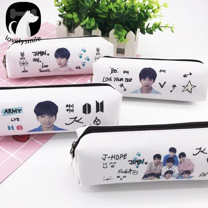 

TERLARIS Kpop BTS Faux Leather Pencil Case Zipper Coin Storage Bag Pouch Mini P/TEMPAT PENSIL AESTHETIC/TEMPAT PENSIL ANAK PEREMPUAN/TEMPAT PENSIL LUCU/TEMPAT PENSIL 3D/TEMPAT PENSIL TRANSPARAN/TEMPAT PENSIL LUCU/TEMPAT PENSIL KOREA/TEMPAT PENSIL