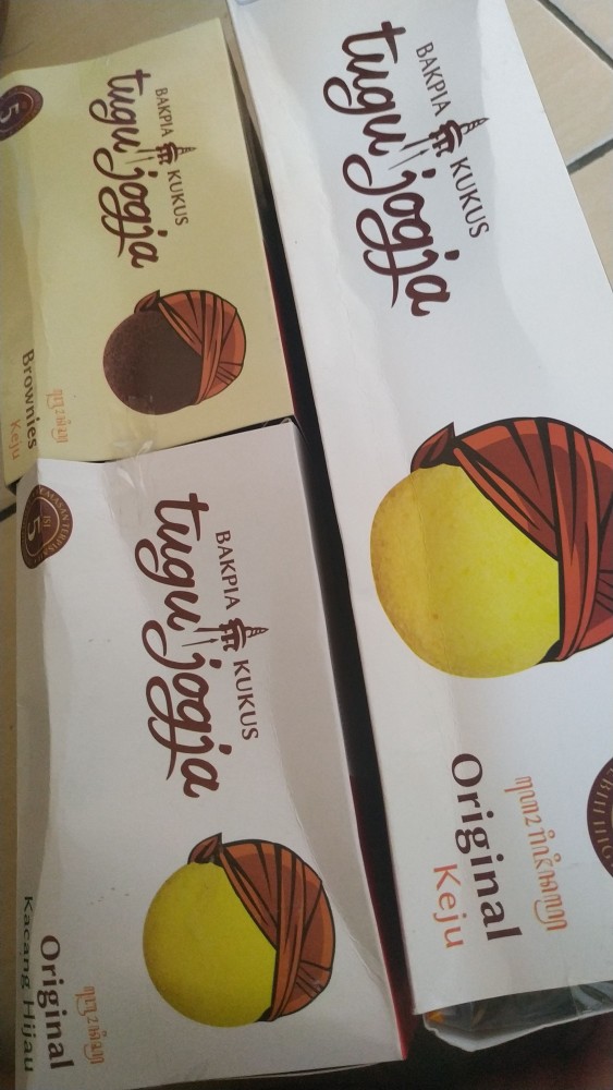 Paket Mini Pack Bakpia Kukus Tugu Jogja