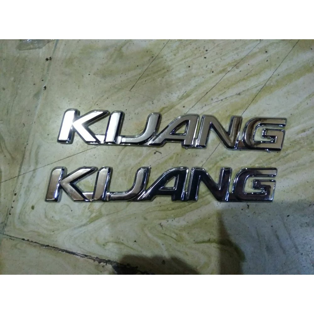 Emblem kijang untuk di samping kijang kapsul
