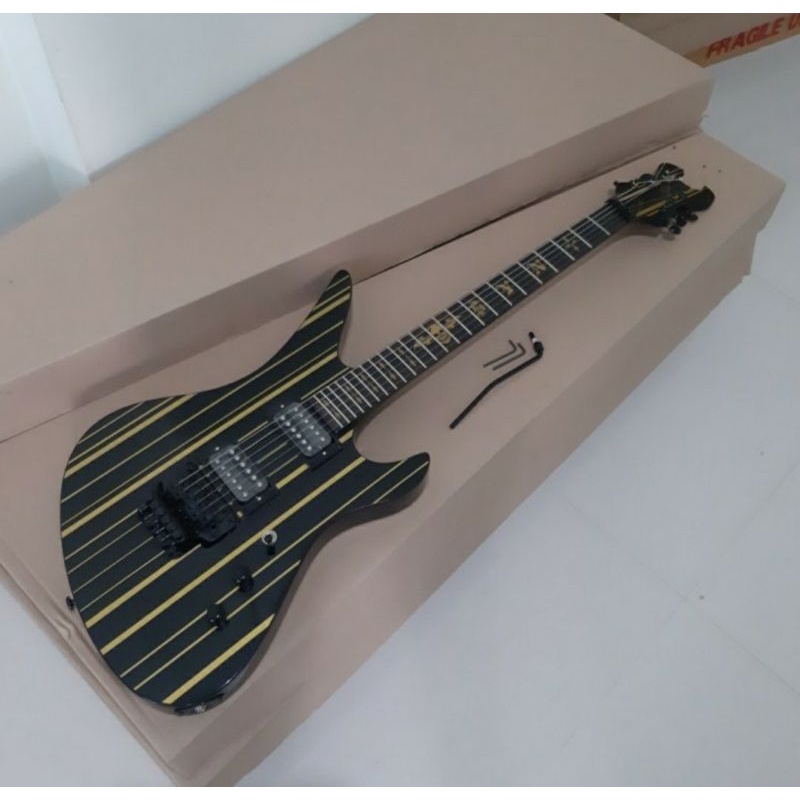Schecter synyster gates terbaru