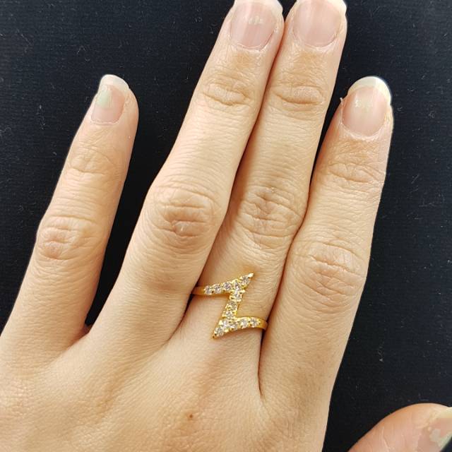 Cincin emas asli kadar 700 model petir AD putih