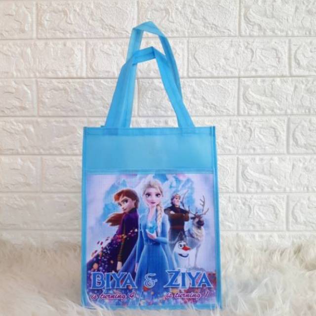 

Goodiebag/tas ultah frozen