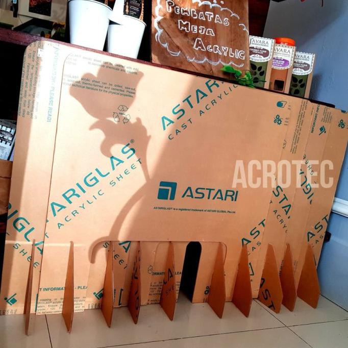 

BARANG BARU Akrilik Pembatas Meja 60x60x 3mm Lubang (30 Pcs) Free Ongkir Jakarta