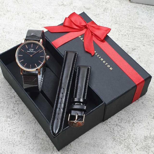 JAM TANGAN DW PAKET RANTAI PASIR FREE TALI KULIT PAKET
