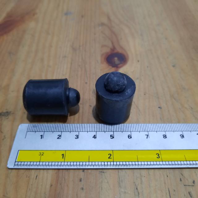 Karet Dudukan Jok Depan Vespa PX PS PE Exclusive Vespa PX Series