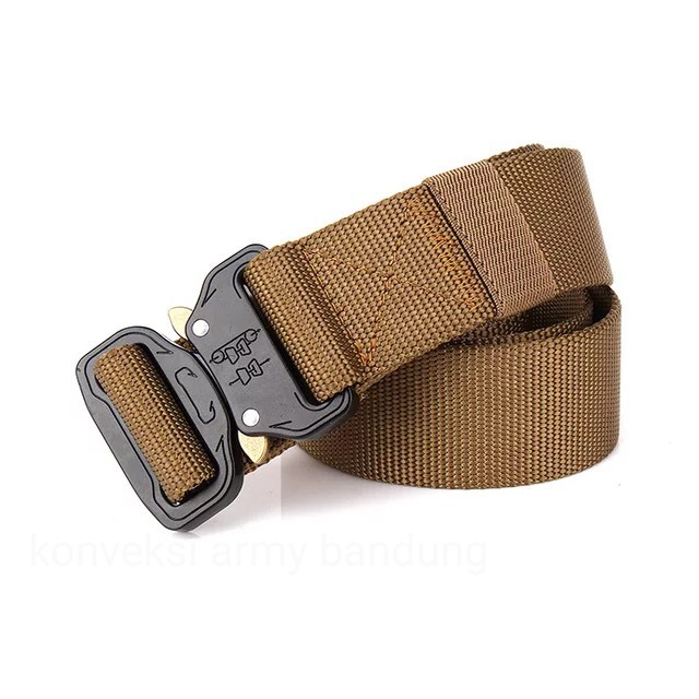 Heavy duty tactical belt cobra