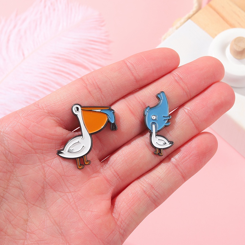 Bros Pin Enamel Desain Kartun Hewan Ikan Pelecanus Untuk Anak