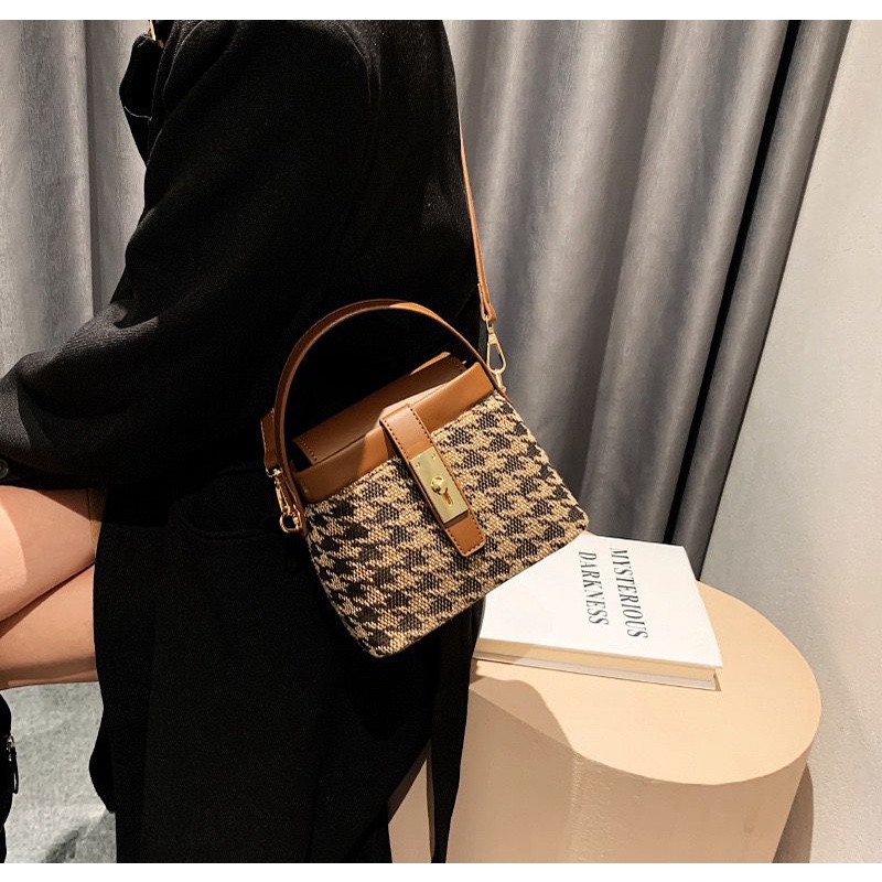 201779 Tas Selempang Wanita Import Slingbag Cewek Impor (1 KG MUAT 2) LT2116 BQ3460 GT1955 EL5411 JT0695