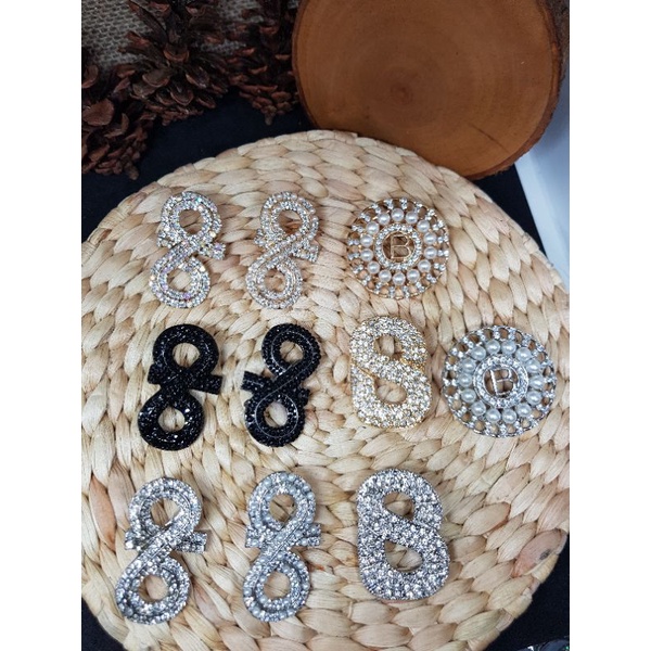 Bros Button Scarves dan Dona