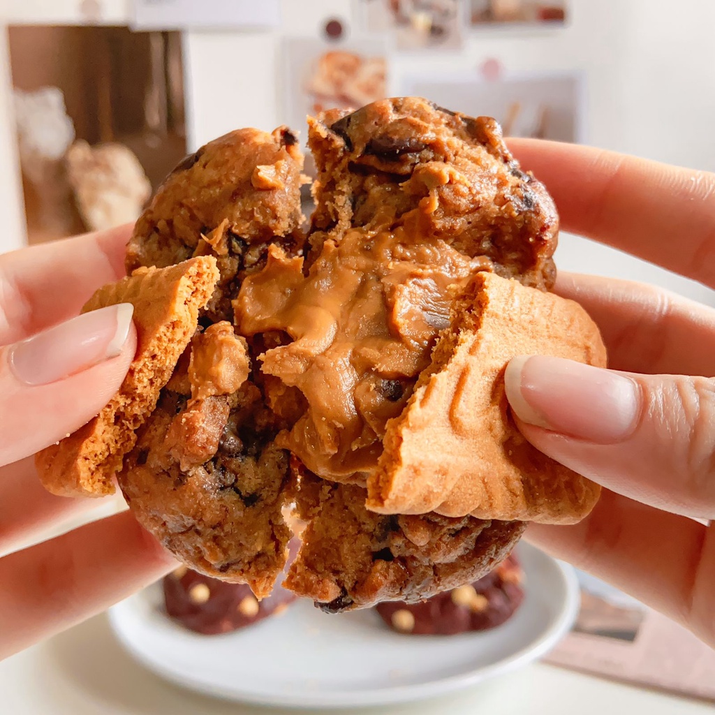 

Lotus Biscoff Mochi Cookies