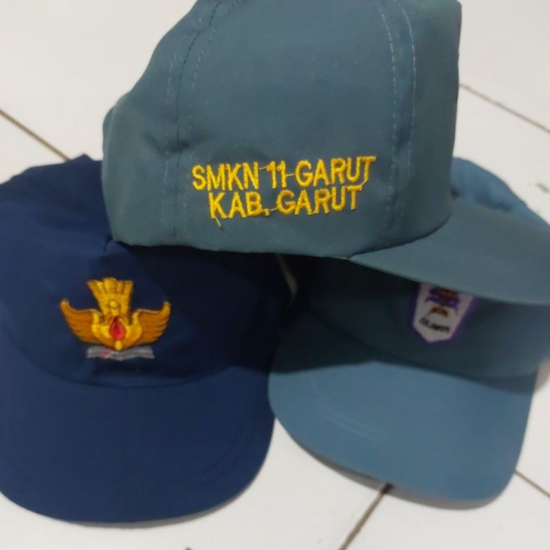 Topi sekolah custom bordir (PAKAI LOGO LOKASI SEKOLAH)