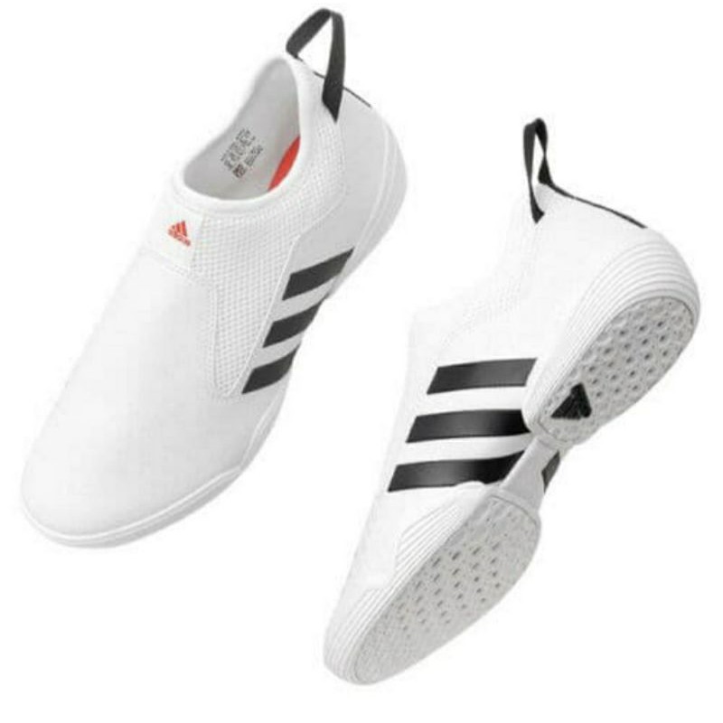 SEPATU ADIDAS CONTESTANT TAEKWONDO WHITE STRIP BLACK