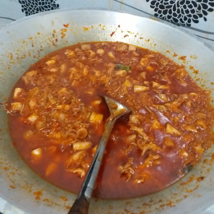 

Sambal-Aneka- Sambal Cumi Pedas Mantap - Pedas -Aneka-Sambal.