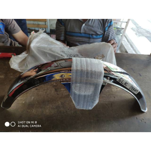 Spakbor Depan Honda GL100 GL100 CDI GL125 GLK Three Star High Quality