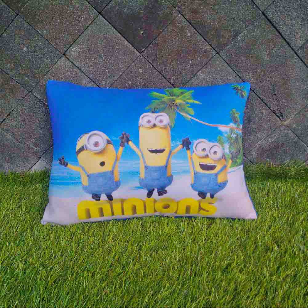 Bantal Kotak Motif Kartun Minions