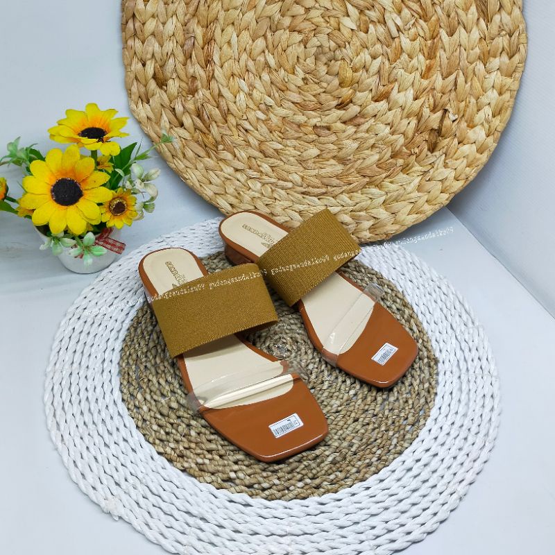 HOT PROMO 12.12 BIGSALE Heels wanita casual Sandal hak 3cm Sandal karet jelly Sandal murah sandal kekinian Pd372