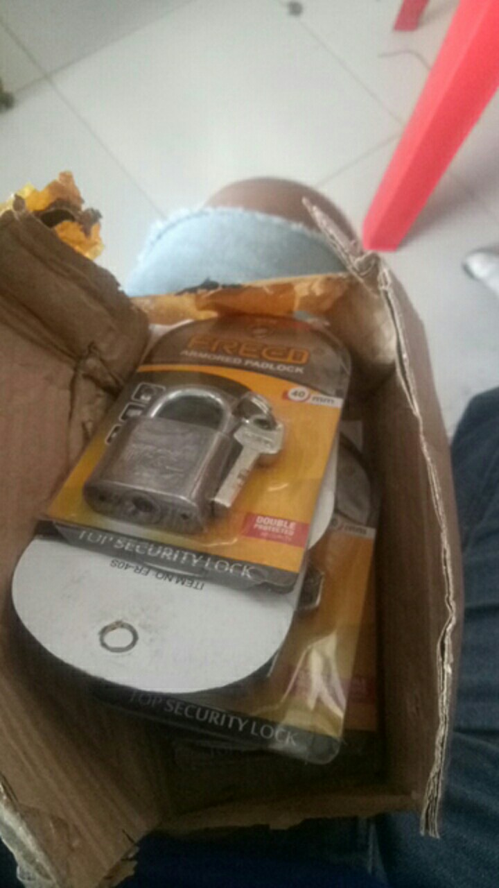 Gembok Nekel 40 Mm Freed Leher Pendek