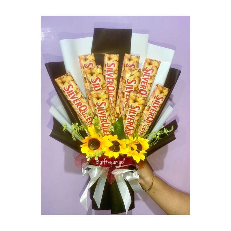 

BUKET COKLAT SILVERQUEEN