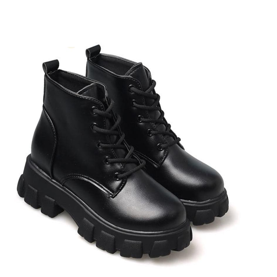 Big Sale.. SEPATU BOOTS WANITA / SEPATU BOOTH WANITA IMPORT / SEPATU WANITA IMPORT  / SEPATU IMPORT 