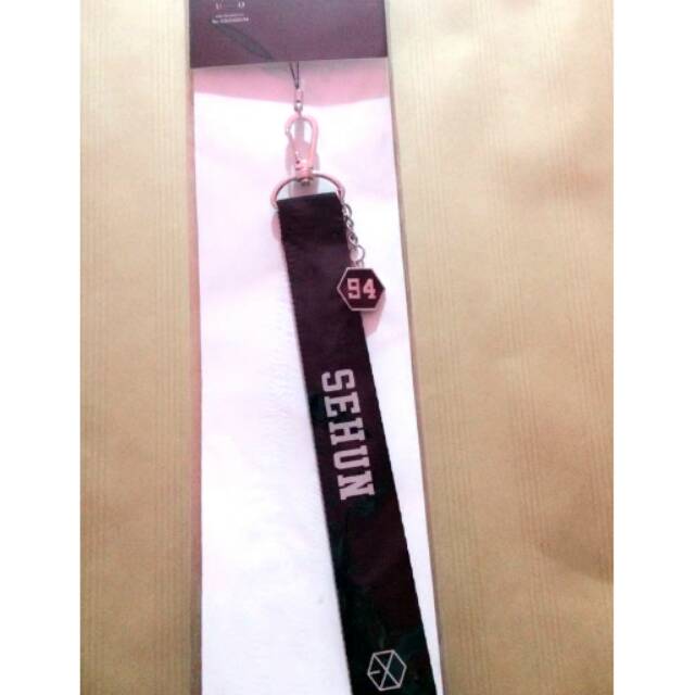 EXORDIUM NAMETAG KEYRING "SEHUN"