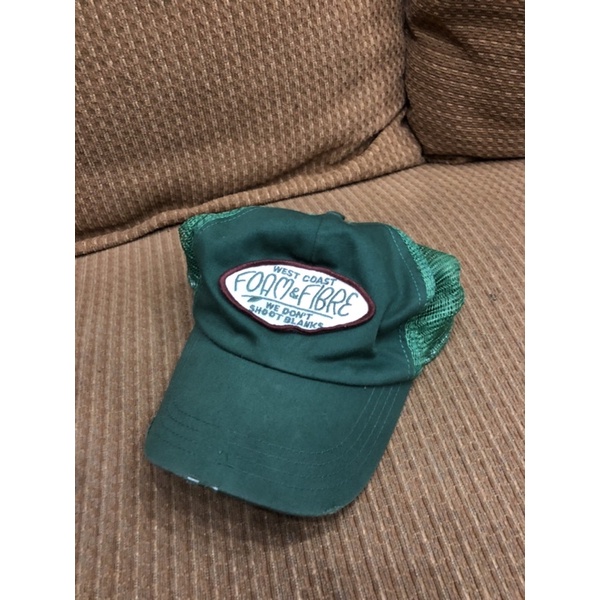 topi hollister second bekas