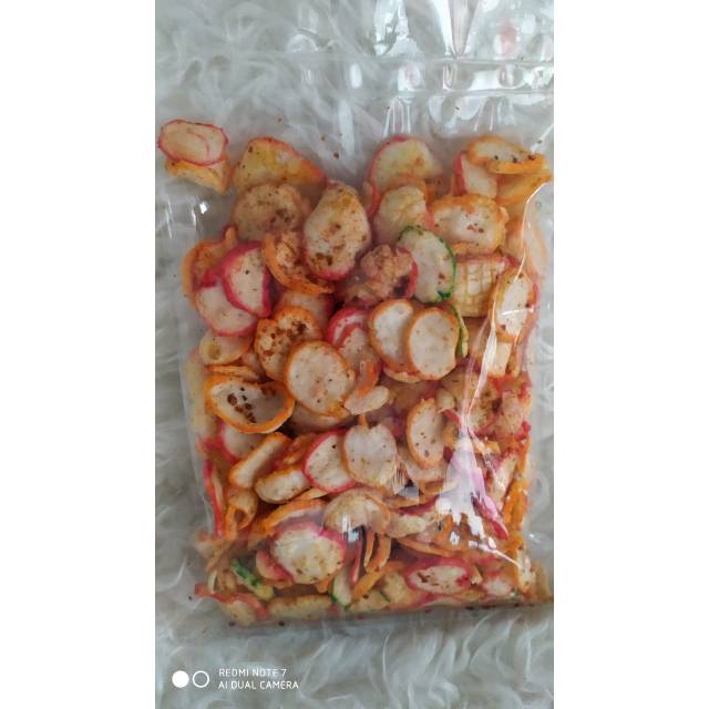 

KERUPUK SEBLAK